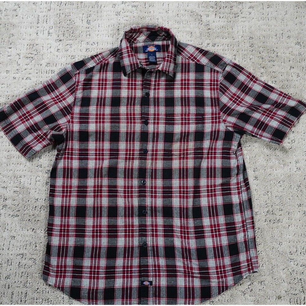 Dickies Men’s Large Red/Black Plaid Shirt Short Sleeve Button Up  Front Pocket